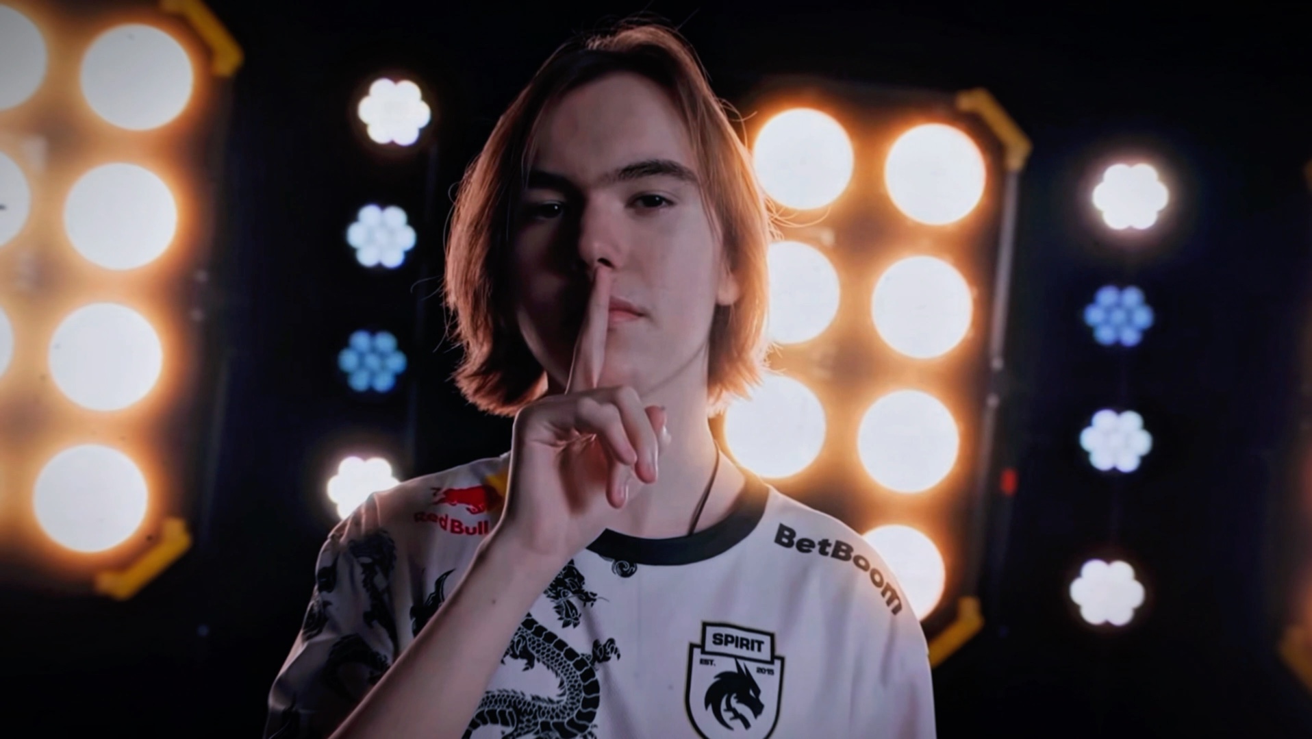 在 CS2 中出现新丑闻：BIT因在Thunderpick CQ期间进行非法沟通而被暂停