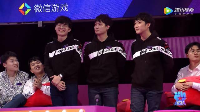 德玛西亚杯四分之一决赛对阵： EDward Gaming vs Weibo Gaming , Anyone's Legend vs Bilibili Gaming , ThunderTalk Gaming vs LNG Esports , 