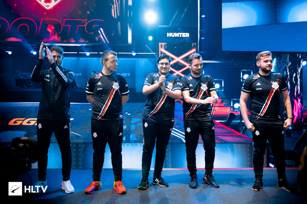 【战报】王者荣耀2020KPL秋季赛，南京Hero久竞 3：1 上海EDG.M续上连胜